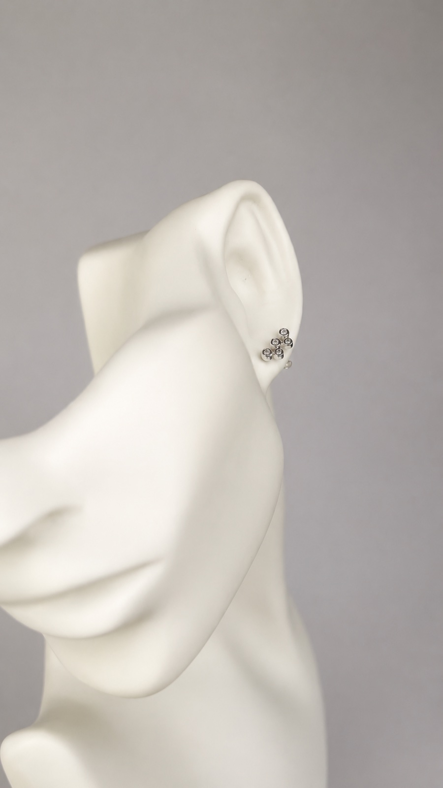 Brinco Ear Cuff Zircônias Prata 925